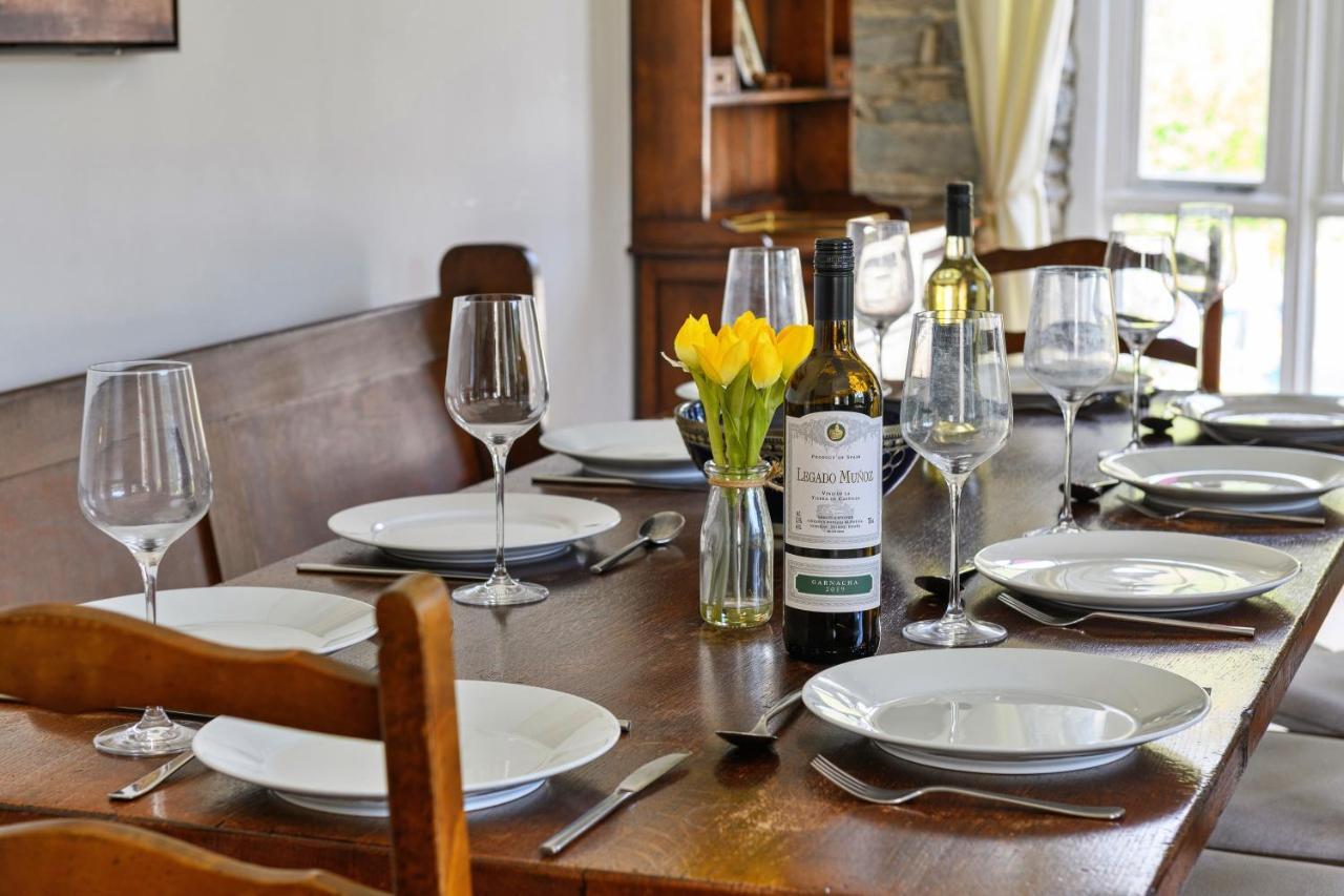 Finest Retreats - Luxury Converted Chapel With Hot Tub & Games Room Dinas Mawddwy Exterior photo